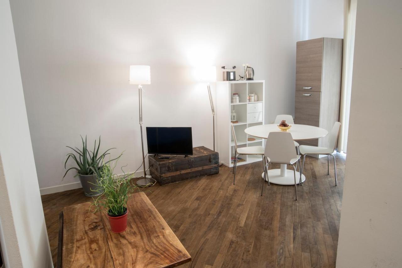Renovated Flat Near Duomo - Lamarmora Lejlighed Milano Eksteriør billede